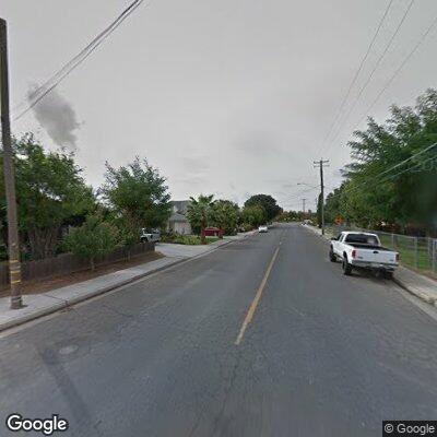 Person with cardiac arrest on Clinton St in Madera