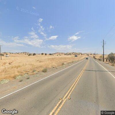 Vegetation fire near Millerton Road in Fresno area