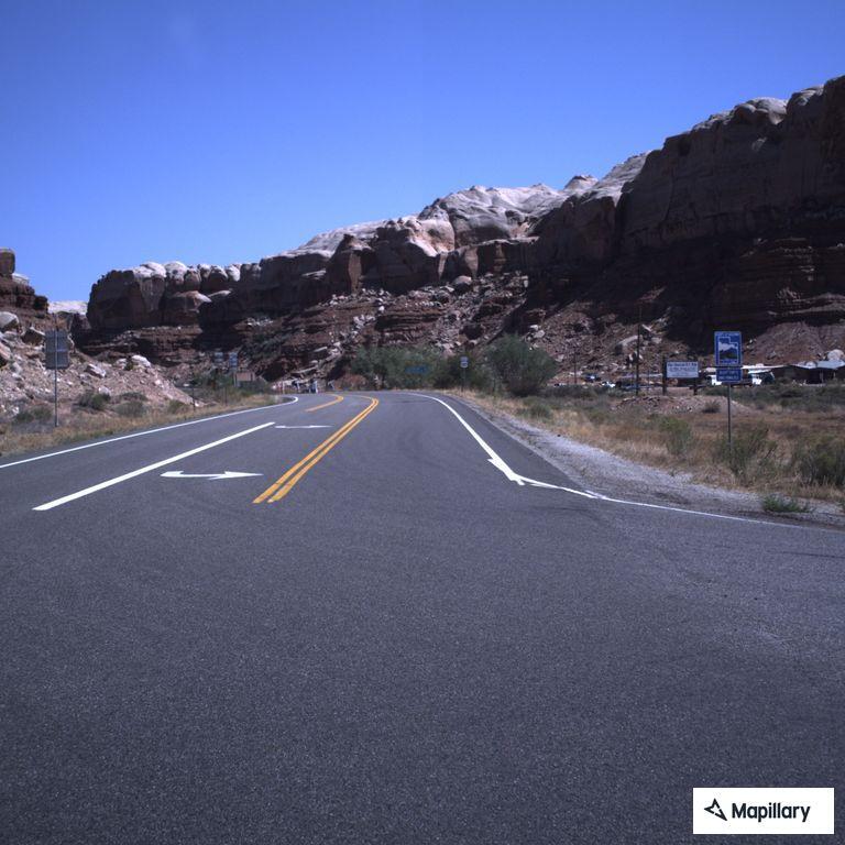 Traffic control for semi removal at highway junction