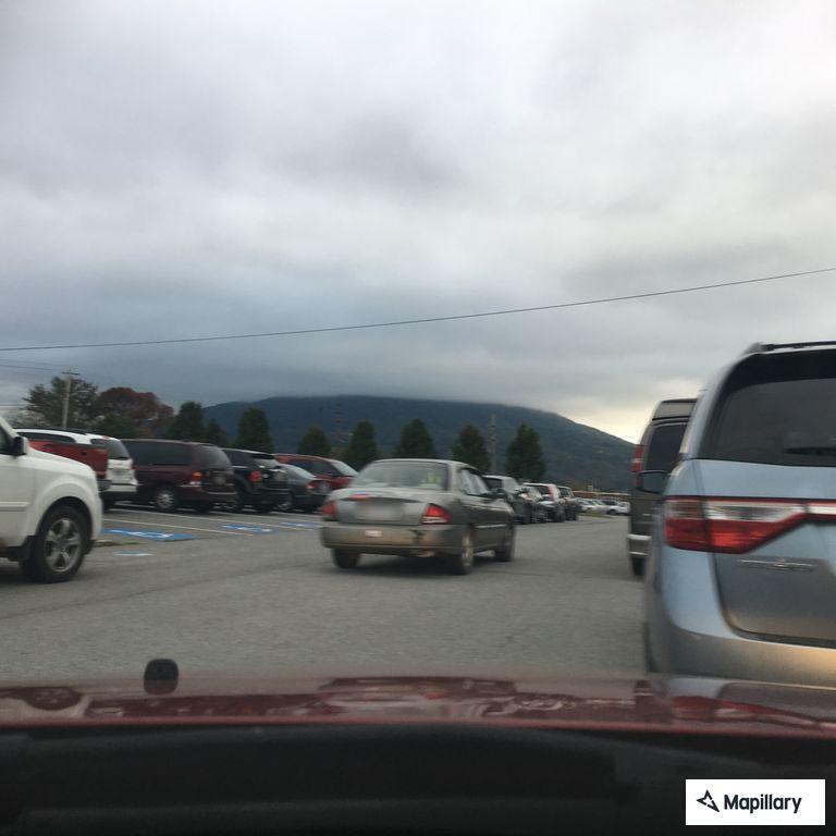 Officer assists driver with broken down vehicle