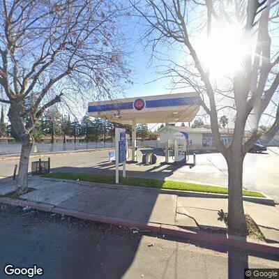 Man with knife threatens man and his vehicle tires