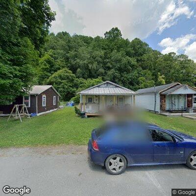 Car hits parked vehicle and house on Jefferson Street