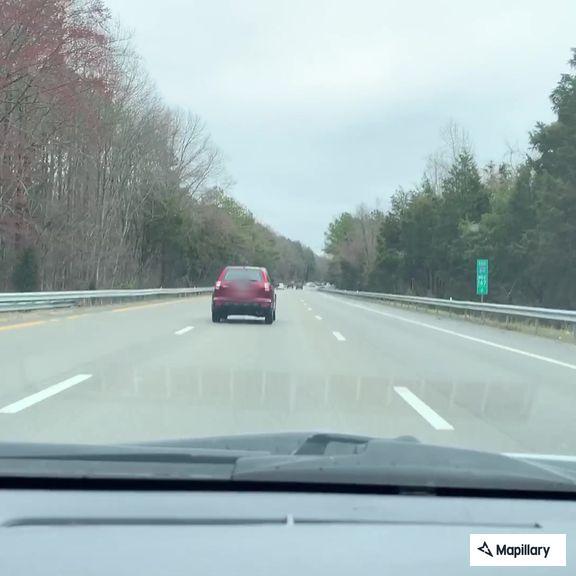 Single car hits guardrail on I-64 near Oilville