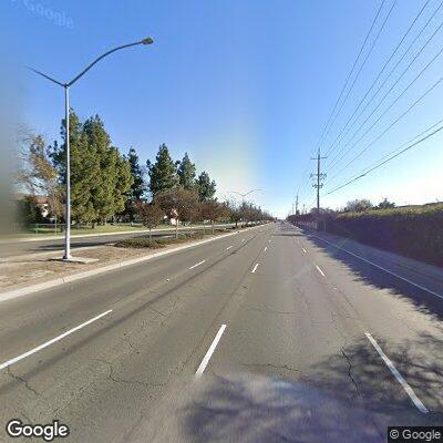 Car crashes off Interstate 5 into tree near Hammer Ln