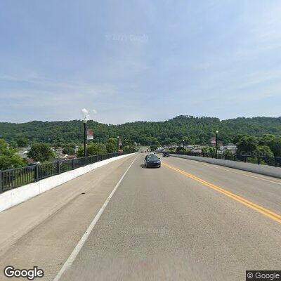 Police pursue vehicle toward Nitro–St. Albans Bridge