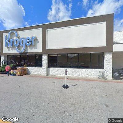 Three dogs locked in vehicle at Elkview Kroger