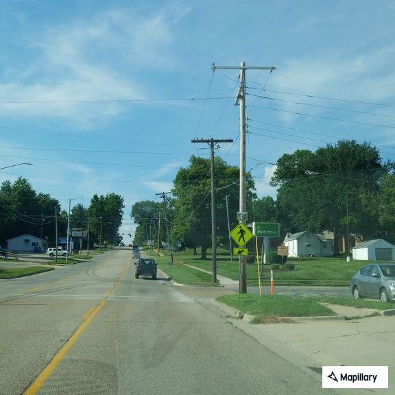 Person with twisted knee at Pearl and West Street