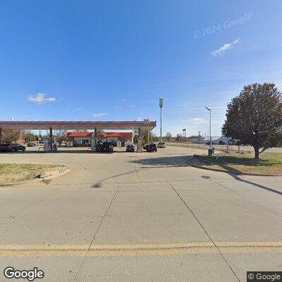 Man argues with store owner and refuses to leave