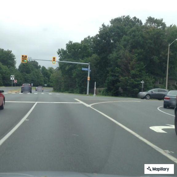 Traffic sign obstructing Fairfax County Parkway lane