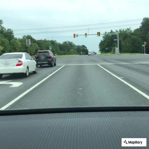 Reckless driver reported near Fox Mill Road