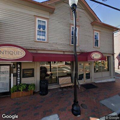 Intoxicated patron shoves security at restaurant