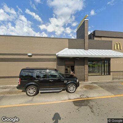 Person having a seizure at McDonald's on West 6th Street