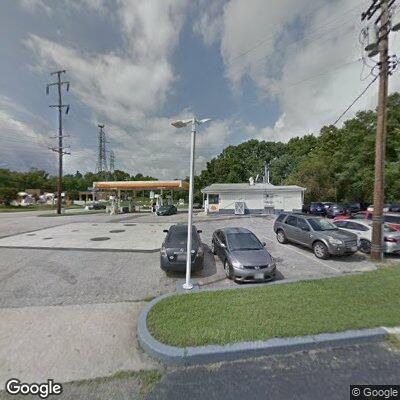 Person experiencing chest pain at Shell gas station