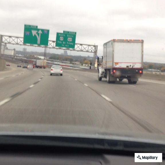 Strong winds and heavy rain on interstate