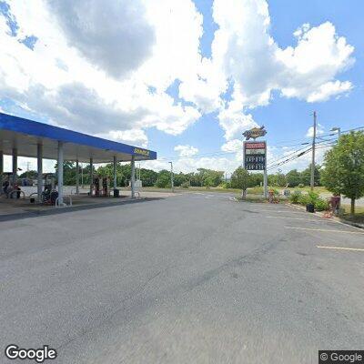 Reckless driving and suspected DUI at gas station