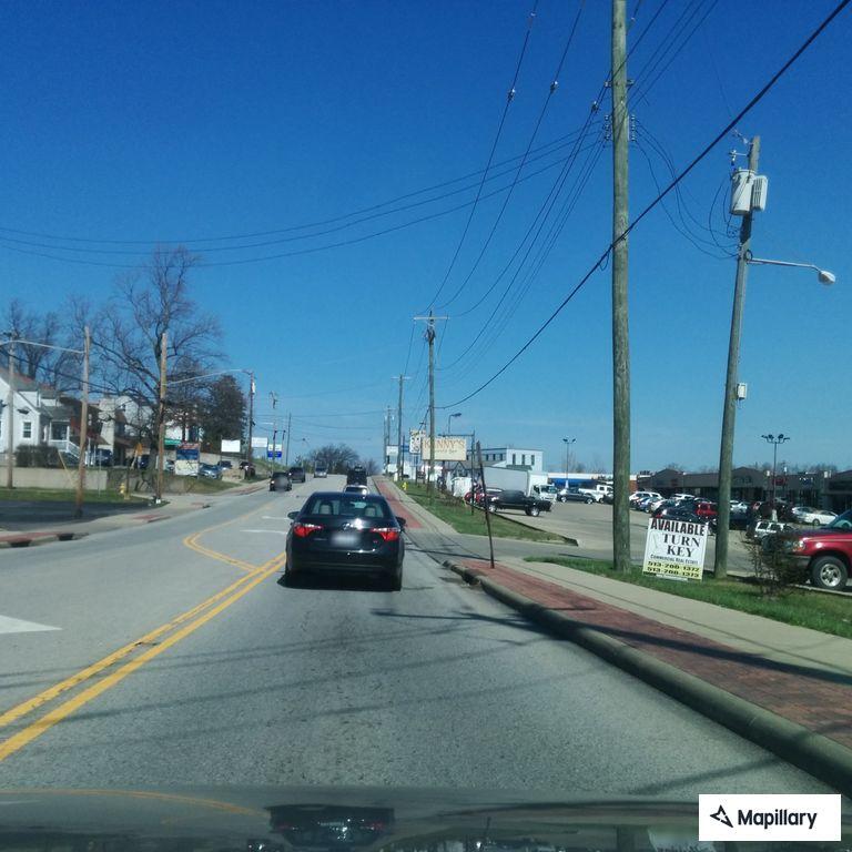 Reckless driver in white SUV on Cheviot Road