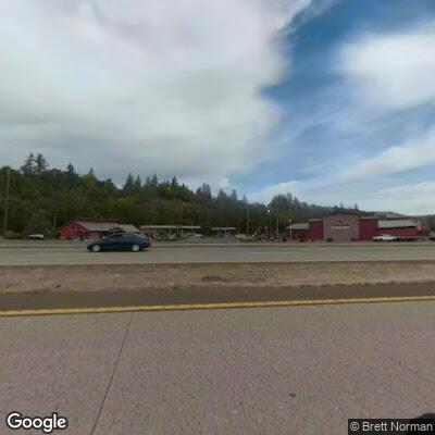 Reckless van driving on Highway 101 near Redwood Valley