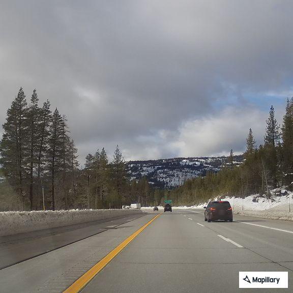 Family stopped in center divide on I-80 near Soda Springs
