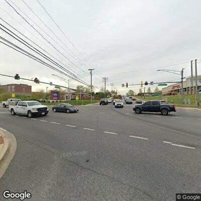 Disabled vehicle at Golden Ring and Philadelphia