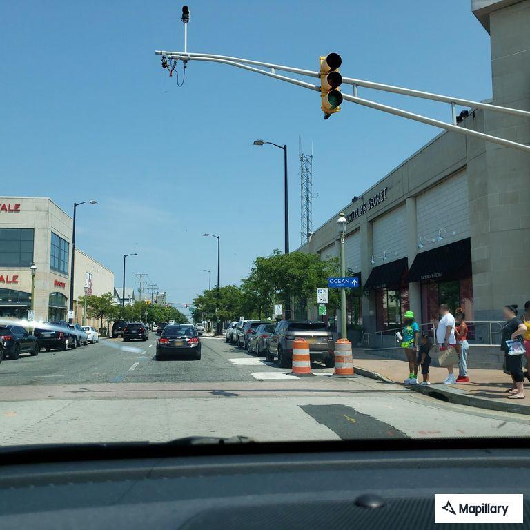 Person in 30s with chest pain in parking garage