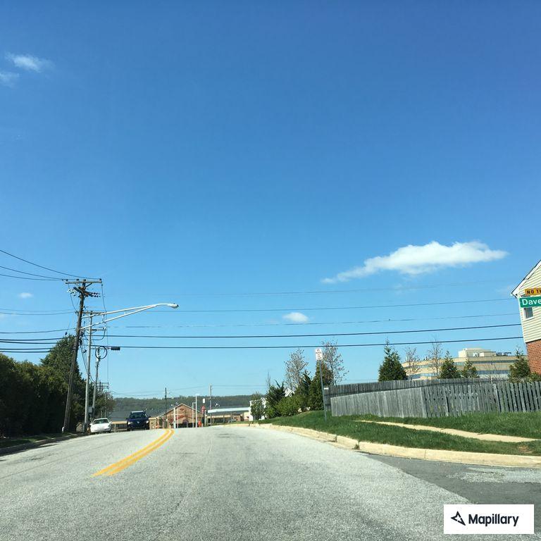 Man tries to walk into traffic near Food Lion parking lot
