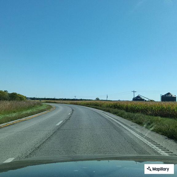 Reckless Prius reported on Highway 63 near Excello