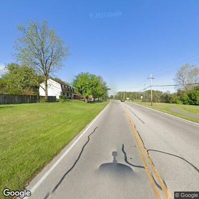 Red pickup driving erratically on Fry Road