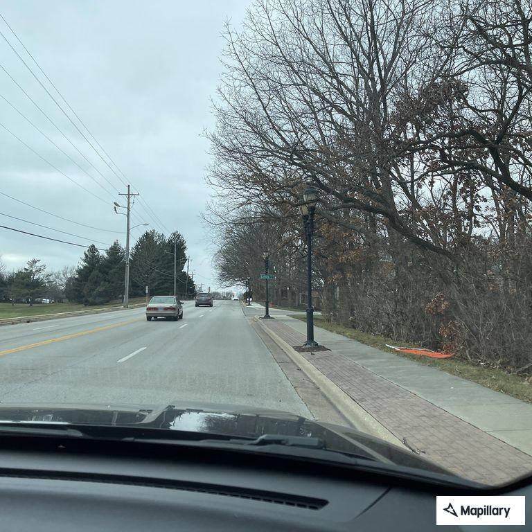Possible stolen vehicle near West Lawrence Ave