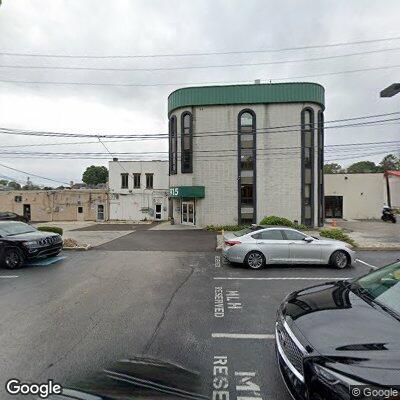 Person experiencing respiratory emergency at women's clinic