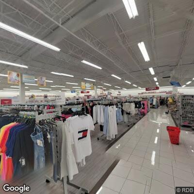 Customer yelling at staff over returns at store
