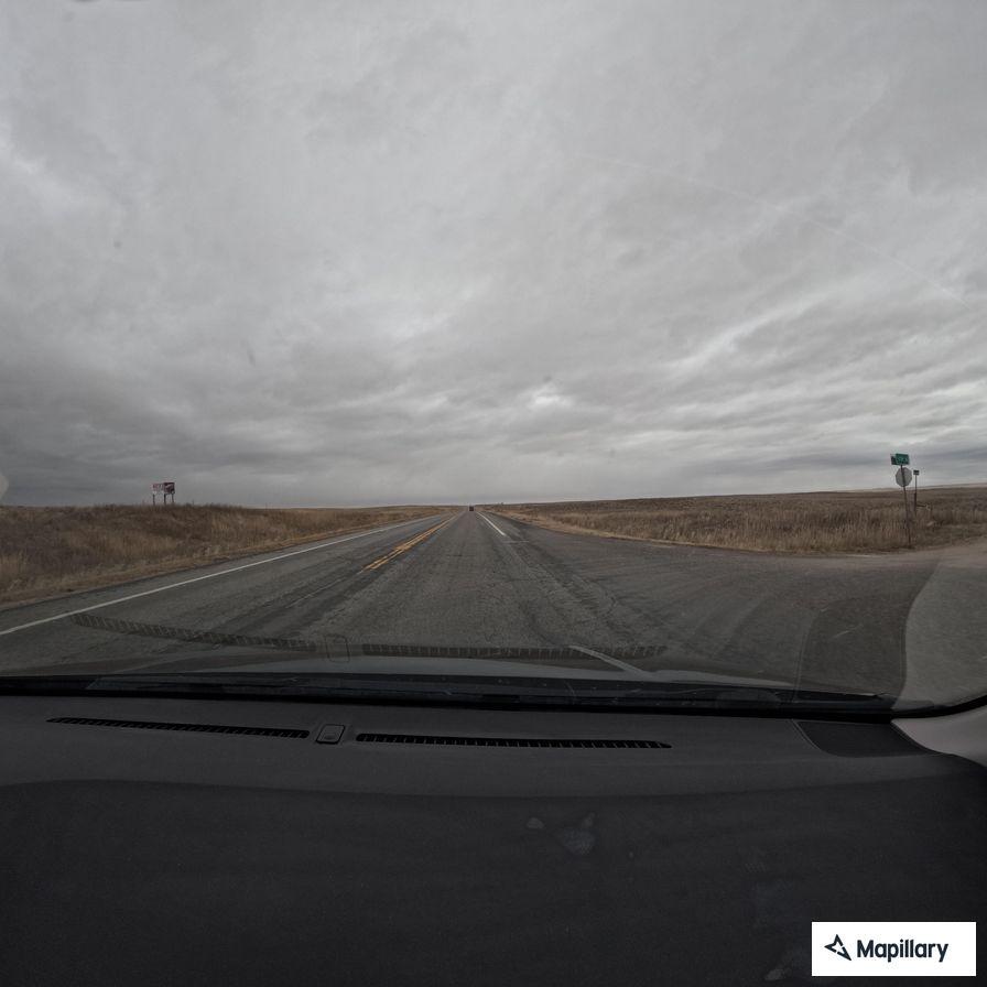 Suspicious vehicles with expired registration on highway