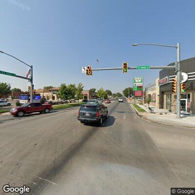 Driver using phone and swerving on Platte Avenue