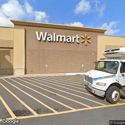 Dog locked in car at Walmart parking lot
