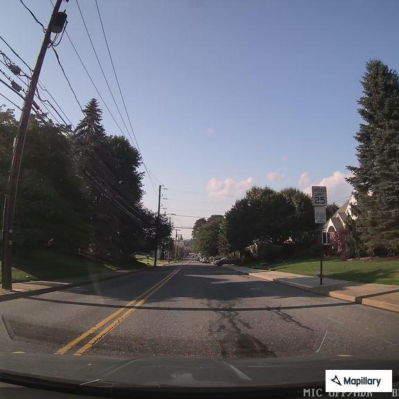 Crash with injuries at South Church and Chestnut