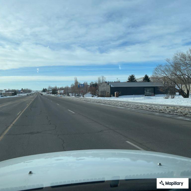 Welfare check for man screaming along Highway 13