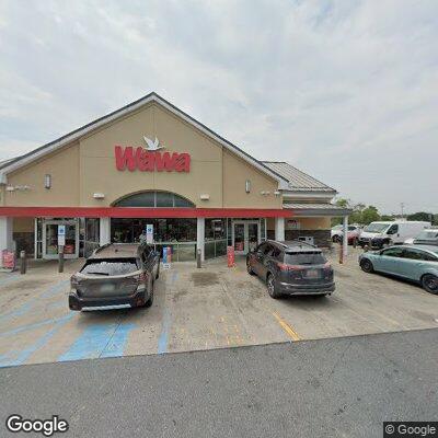 Woman runs off with purse at South 25th Street store