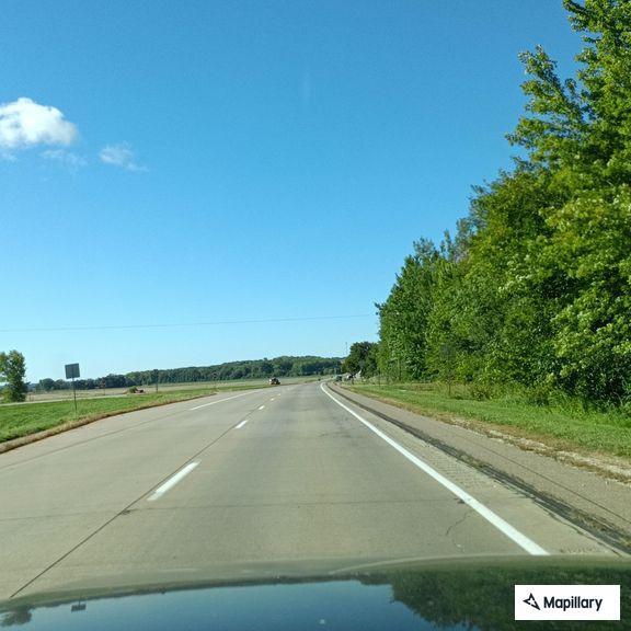 Bumper blocking southbound lanes on Highway 61