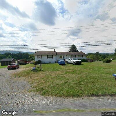 Person with breathing problems at (number withheld) Lizard Creek Rd