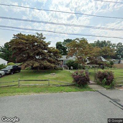 Man injured in fall near Surrey Drive in Center Moriches
