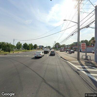 Minor crash blocking lanes on Montauk Highway