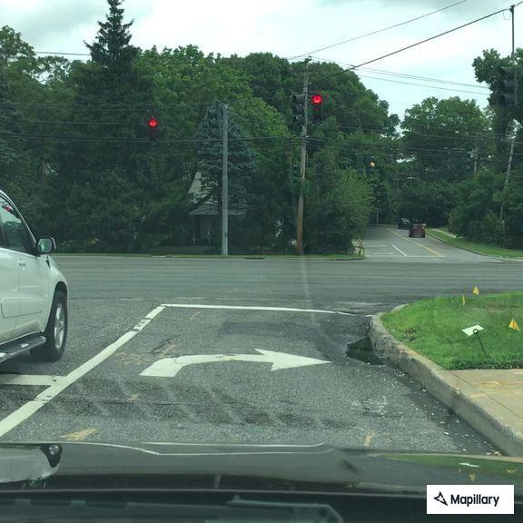 Crash involving two cars on Veterans Memorial Highway