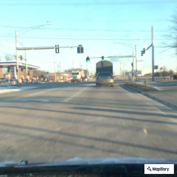 Two-car crash on southbound Dixie near Portage