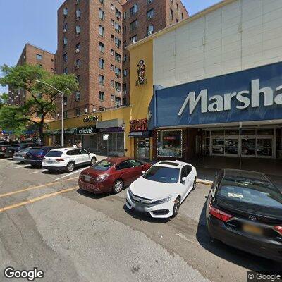 Man missing arm and leg needs ambulance at East Avenue