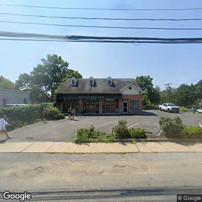Smoke alarm at bagel cafe on Glen Cove Avenue