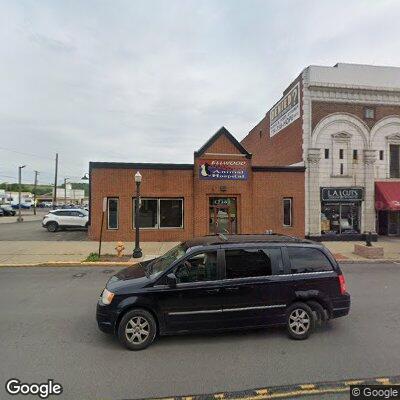 Woman in chest tightness and breathing difficulty at animal hospital