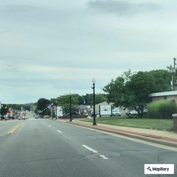 Traffic stop on gray or black Honda on South Main