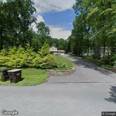 Person with abdominal pain near Maple Terrace