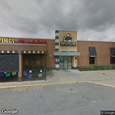 Woman in 30s collapses outside near Buffalo Wild Wings