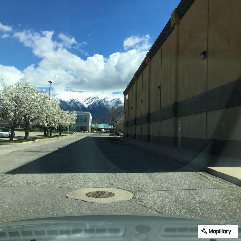 Hit and run reported near BioLife in Layton