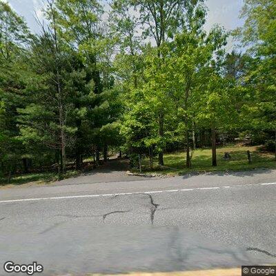 Tree blocking westbound lane on Route 940